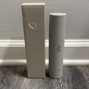 Seint Setting Spray — Light Gray Bottle